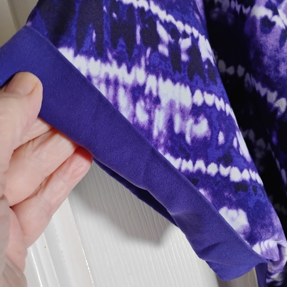 Tie Dyed Purple Top Catherines - Picture 4 of 8
